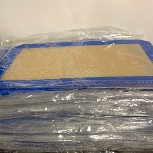 Silicone mats 11x7